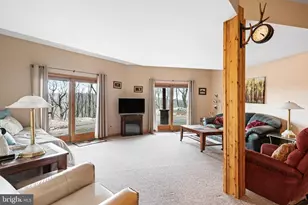 720 Turnberry Ln, Hazleton, PA 18202 - Photo 40