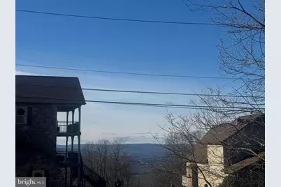 46 Vv Turnberry, Hazleton, PA 18202 - Photo 2