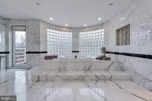 110 Glenmaura Dr, Moosic, PA 18507 - Photo 18