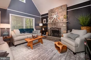 49 W Creek View Dr, Gouldsboro, PA 18424 - Photo 10