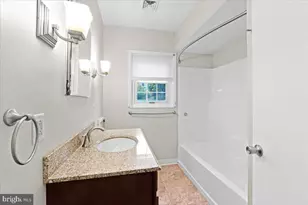 1215 Country Club Rd, Clarks Summit, PA 18411 - Photo 16