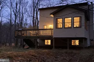 19 Livingston Ln, Gouldsboro, PA 18424 - Photo 32