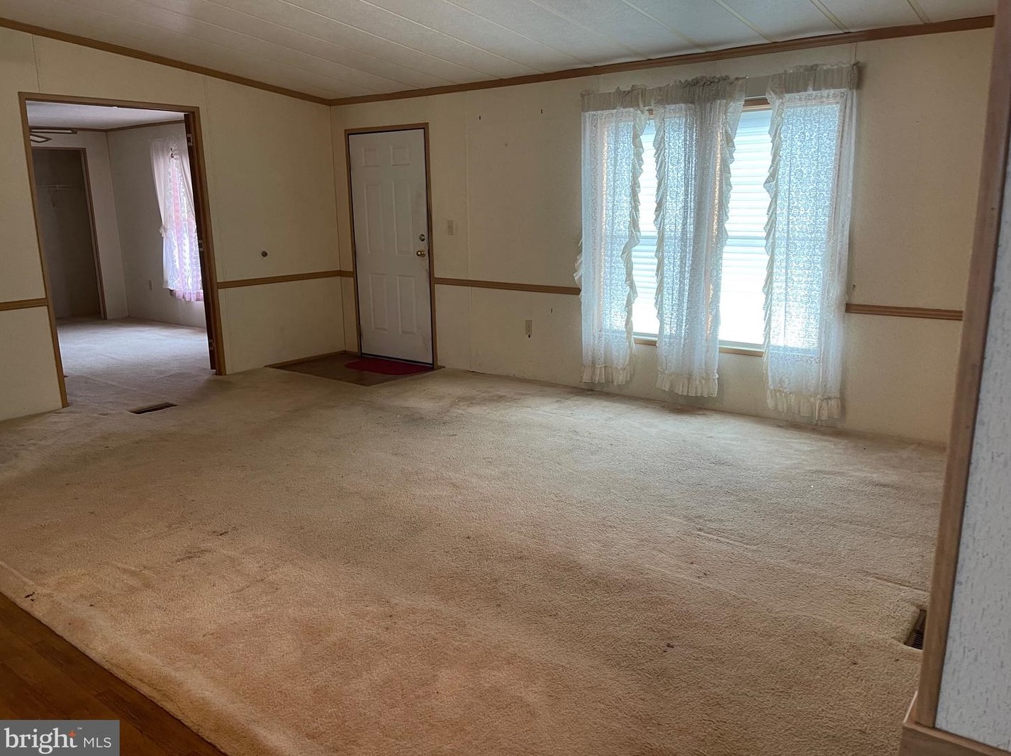 649 Walnut Ct, Red Hill, PA 18076-1350