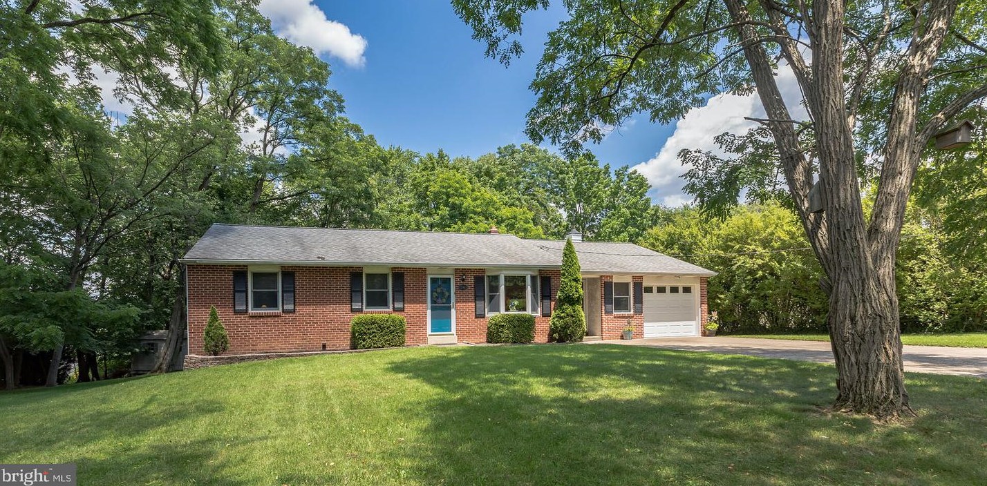 250 Hill Ave, Horsham, PA 19044