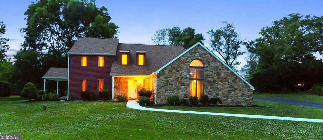 1827 W James St, Norristown, PA 19403