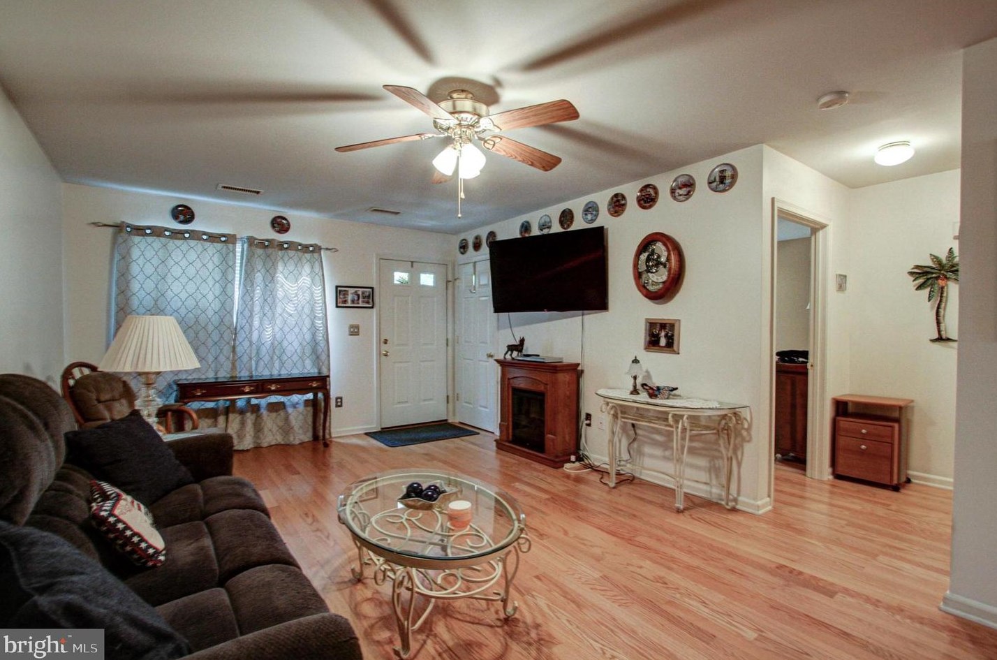 1543 Foresman Dr, Pottstown, PA 19464
