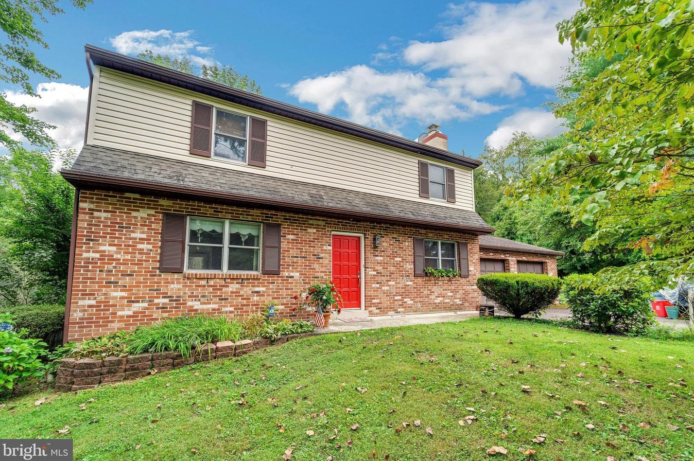 118 Russell Cir, Collegeville, PA 19426