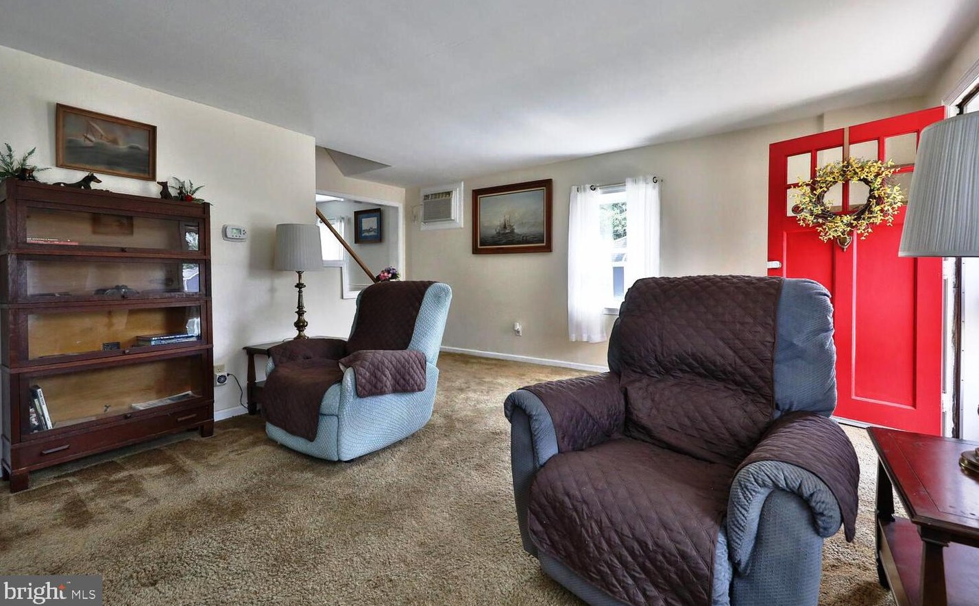 118 Redford Rd, Oreland, PA 19075-1924