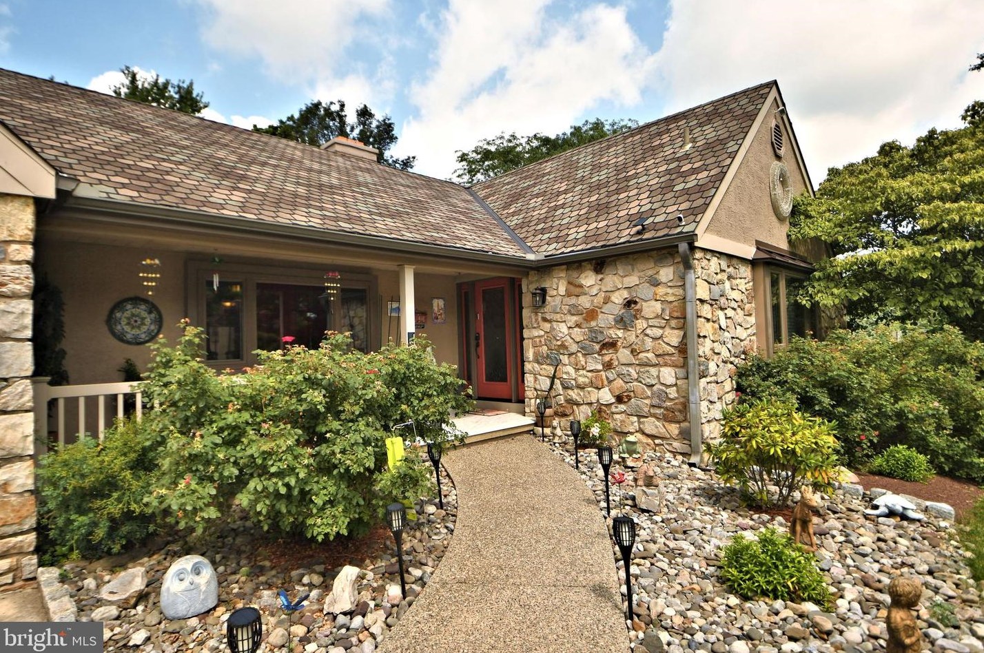 402 Lower State Rd, North Wales, PA 19454-1314