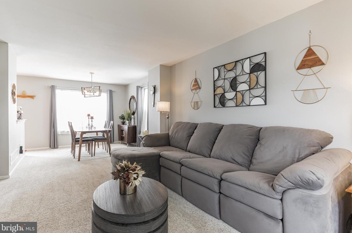 102 Yorktown Rd, Collegeville, PA 19426