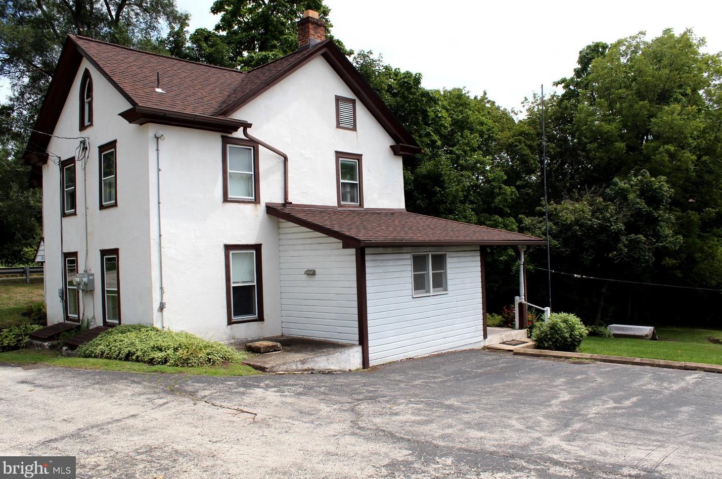 3332 W Skippack Pike, Cedars, PA 19423