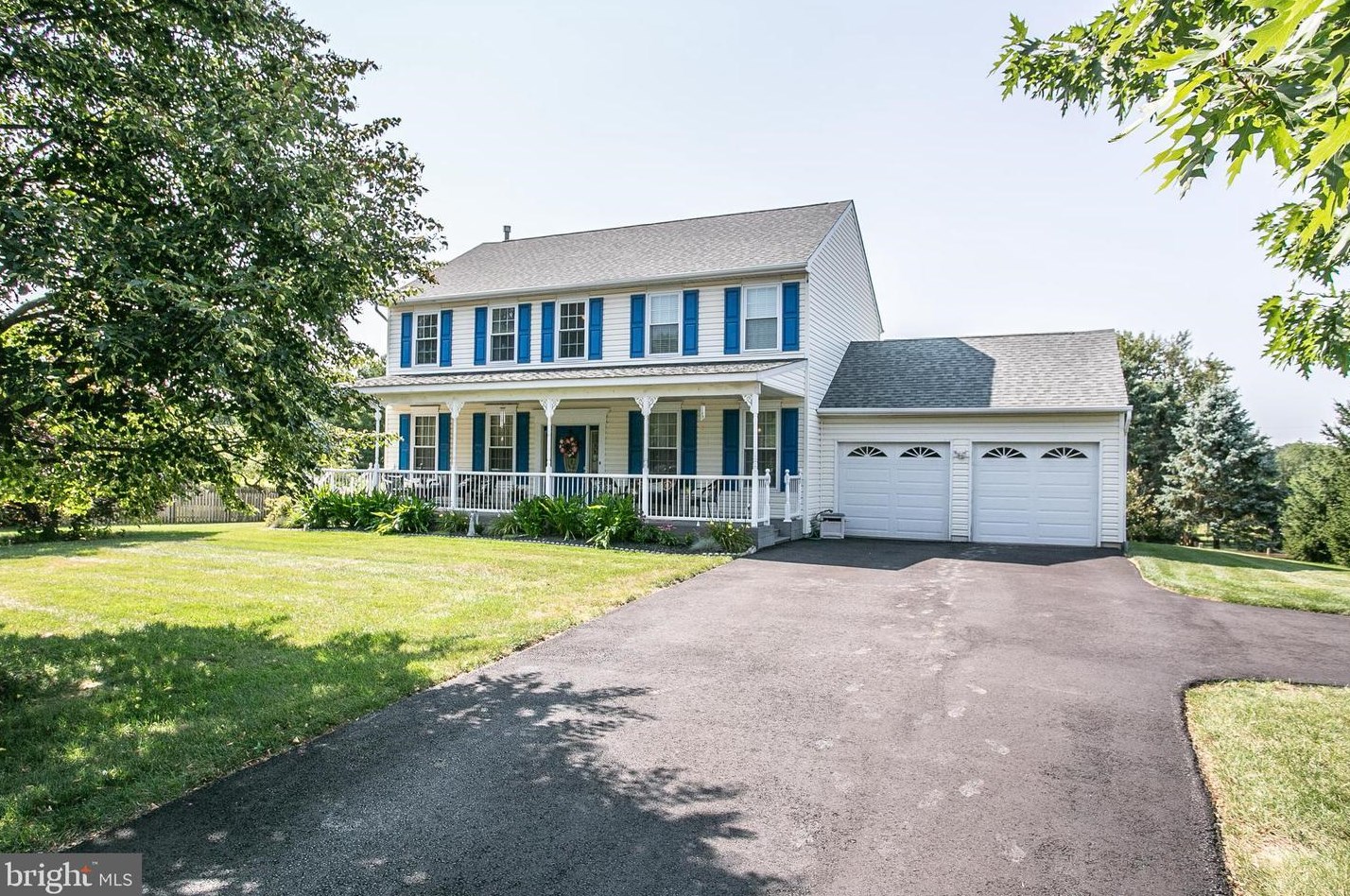 109 Joan Dr, Collegeville, PA 19426