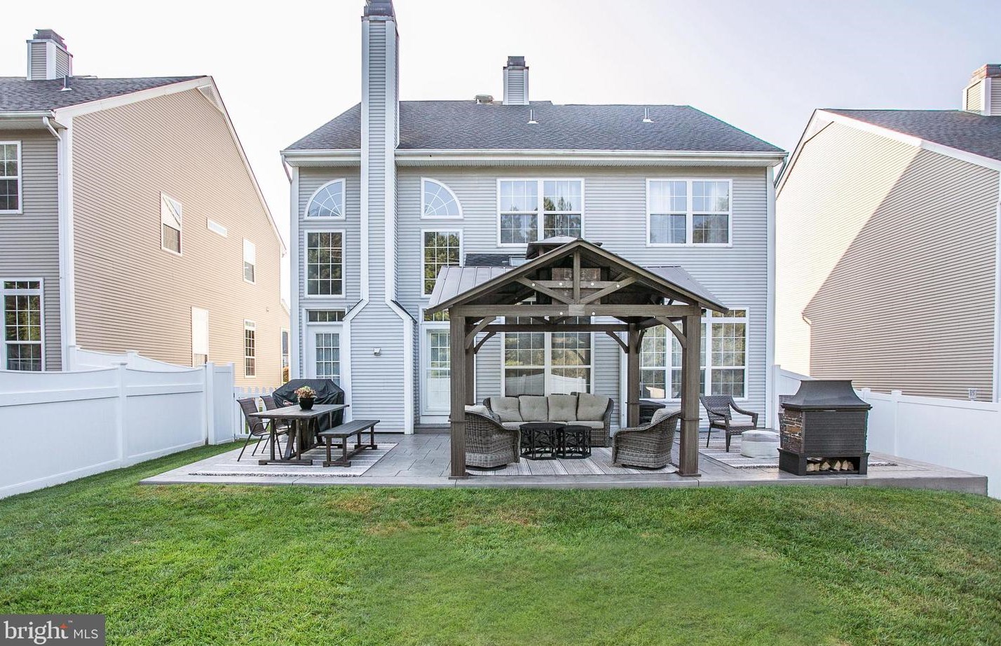 328 Fell Ln, Collegeville, PA 19473