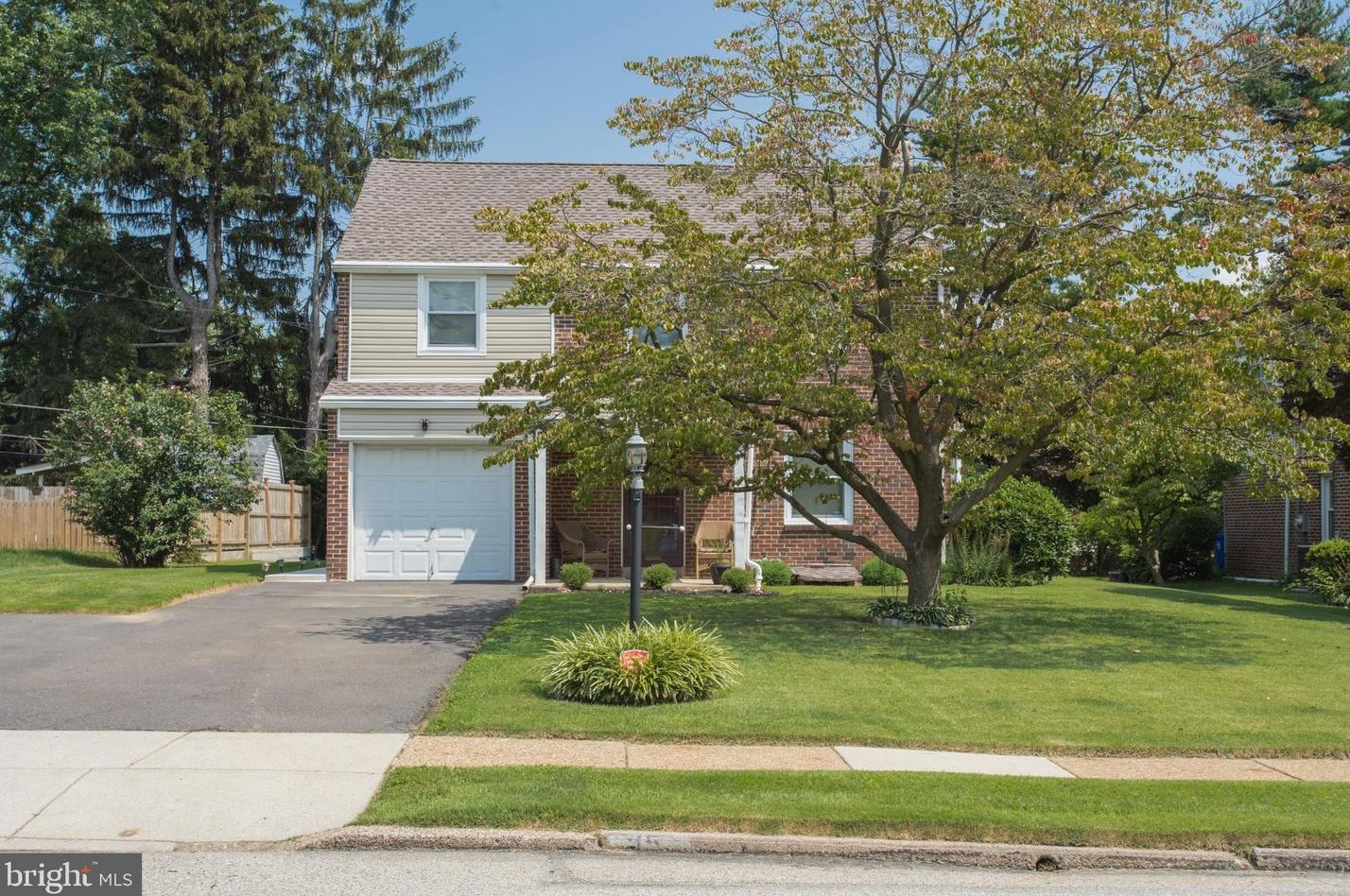 15 Dewey Rd, Cheltenham, PA 19012