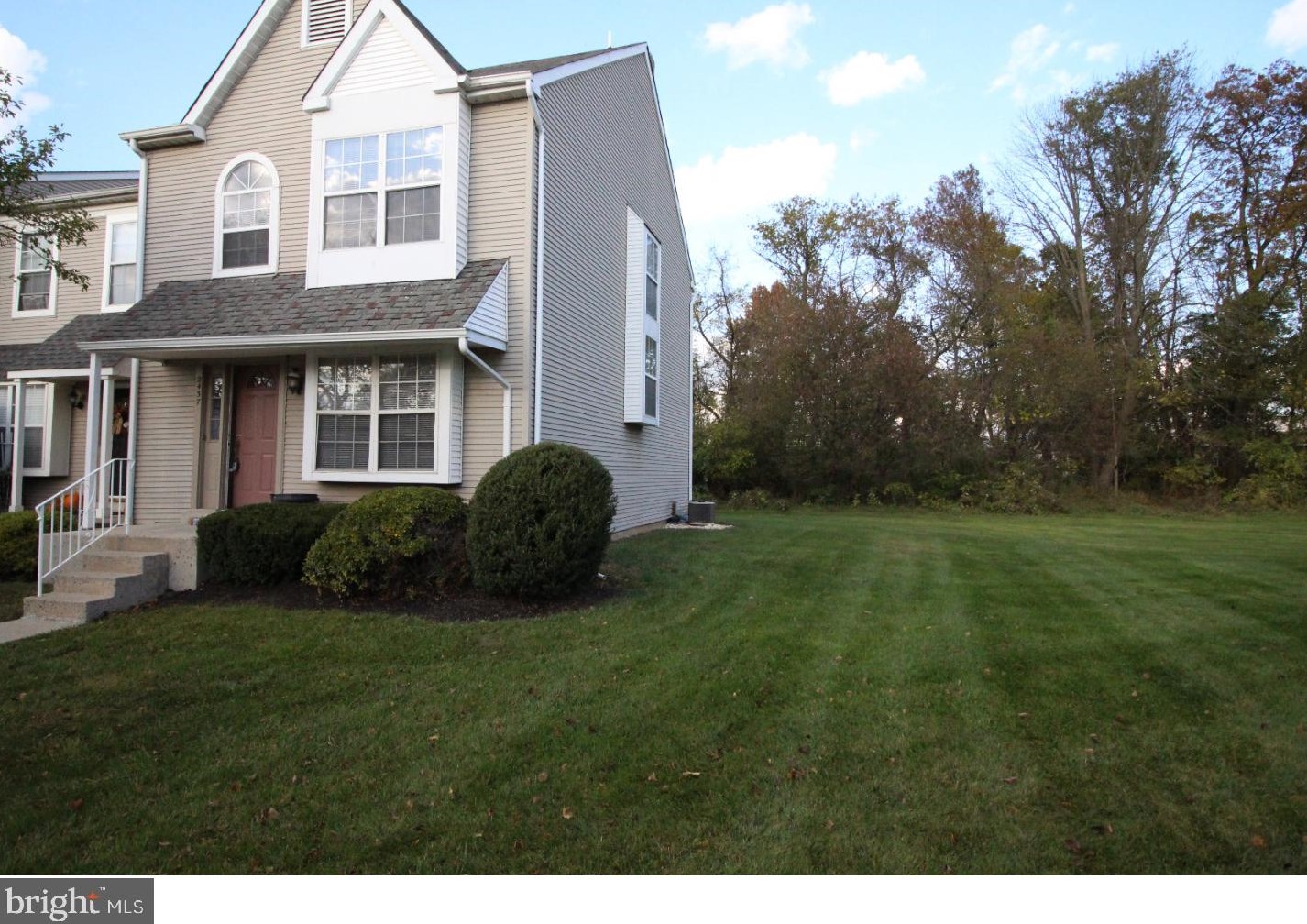 2437 Norrington Dr, Norristown, PA 19403