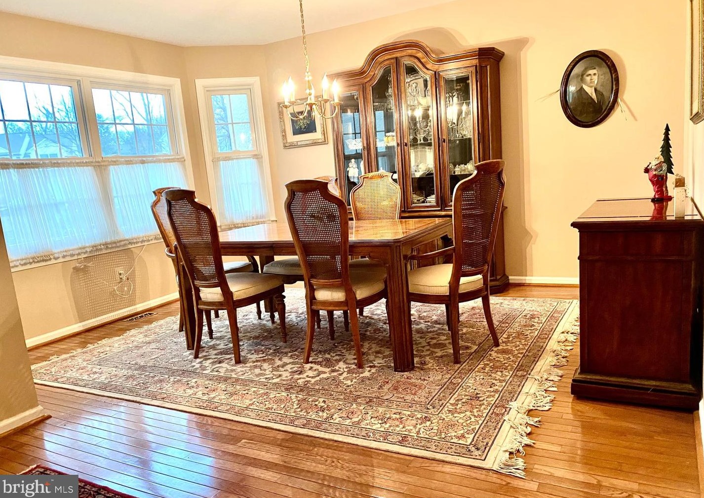717 Locust Ln, Prospectville, PA 19002-2537