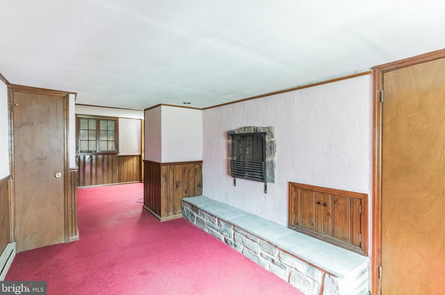 545 Lower State Rd, North Wales PA 19454-1318 exterior