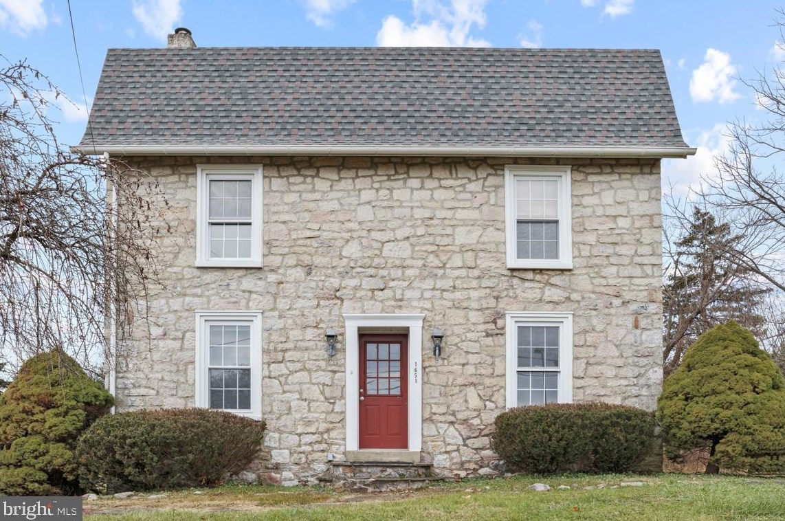 1651 N Limekiln Pike, Dresher, PA 19025
