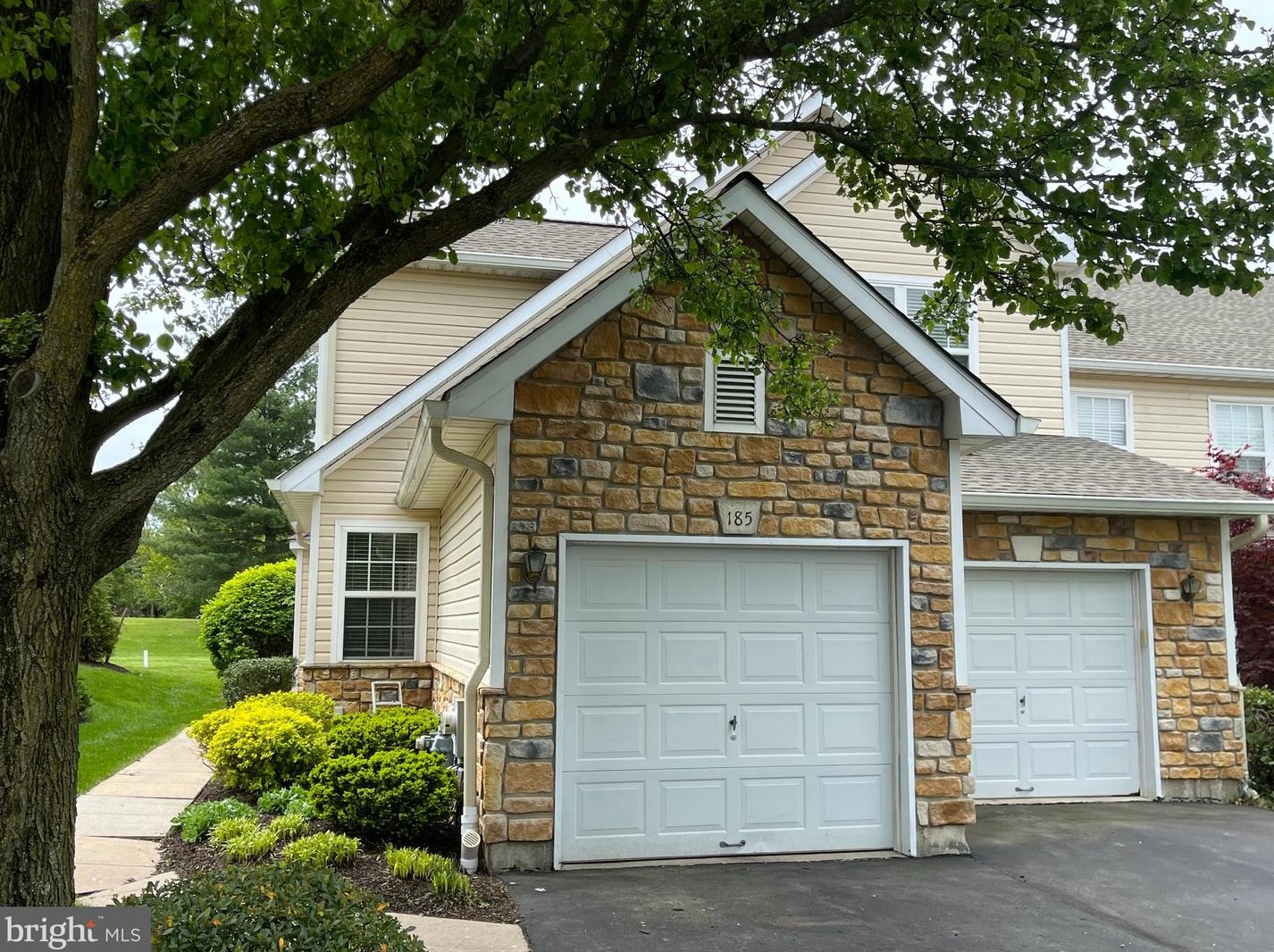 185 Gleneagles Ct, Blue Bell, PA 19422