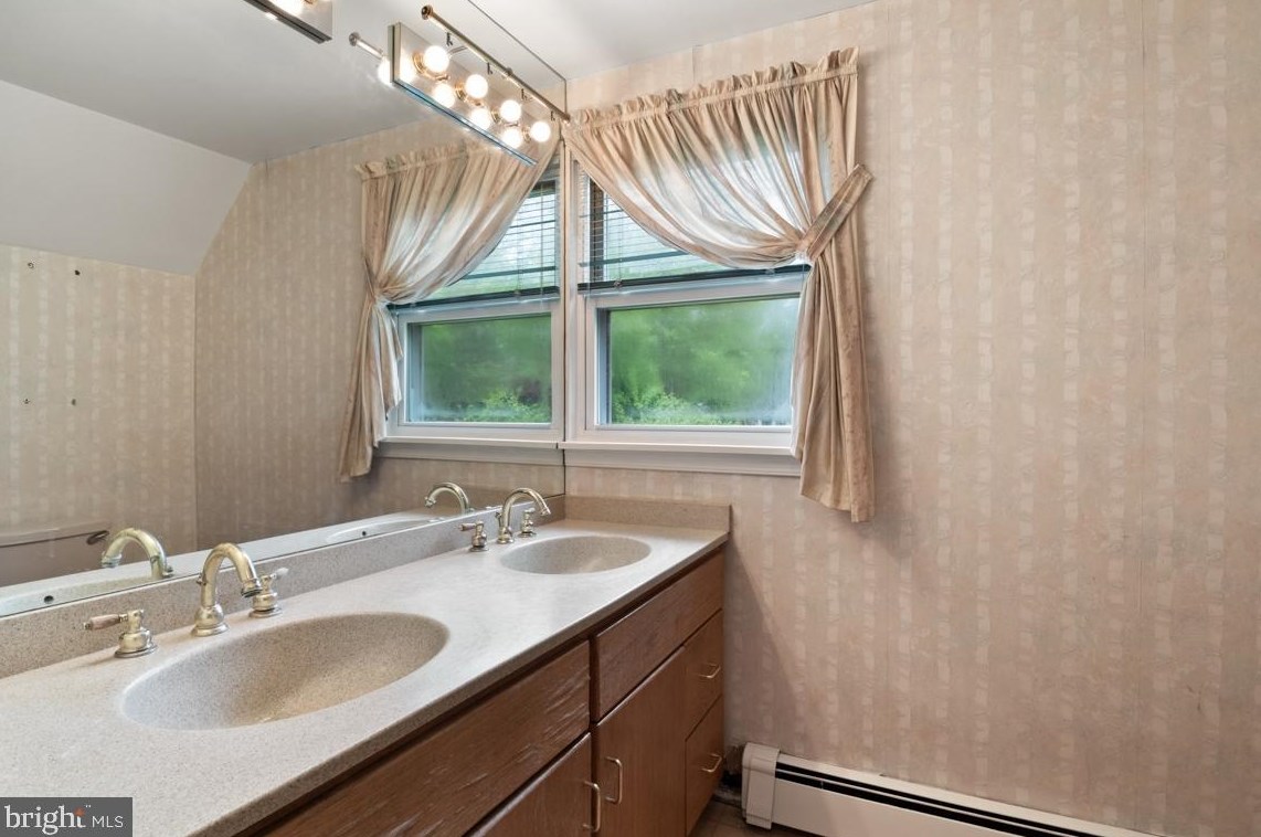 515 Station Ave, Ardsley PA  19038-1418 exterior