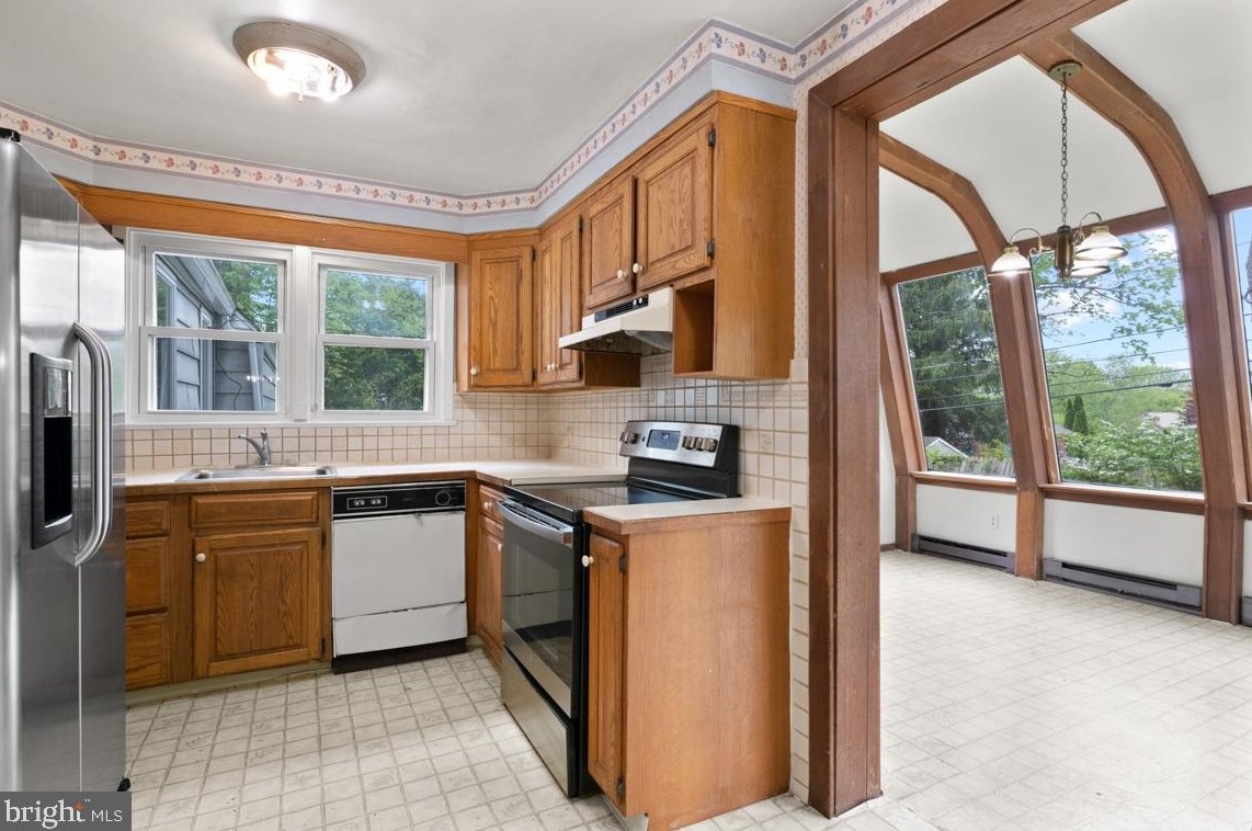 515 Station Ave, Ardsley PA  19038-1418 exterior