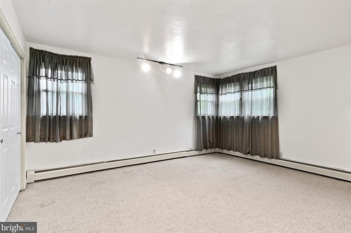 515 Station Ave, Ardsley PA  19038-1418 exterior