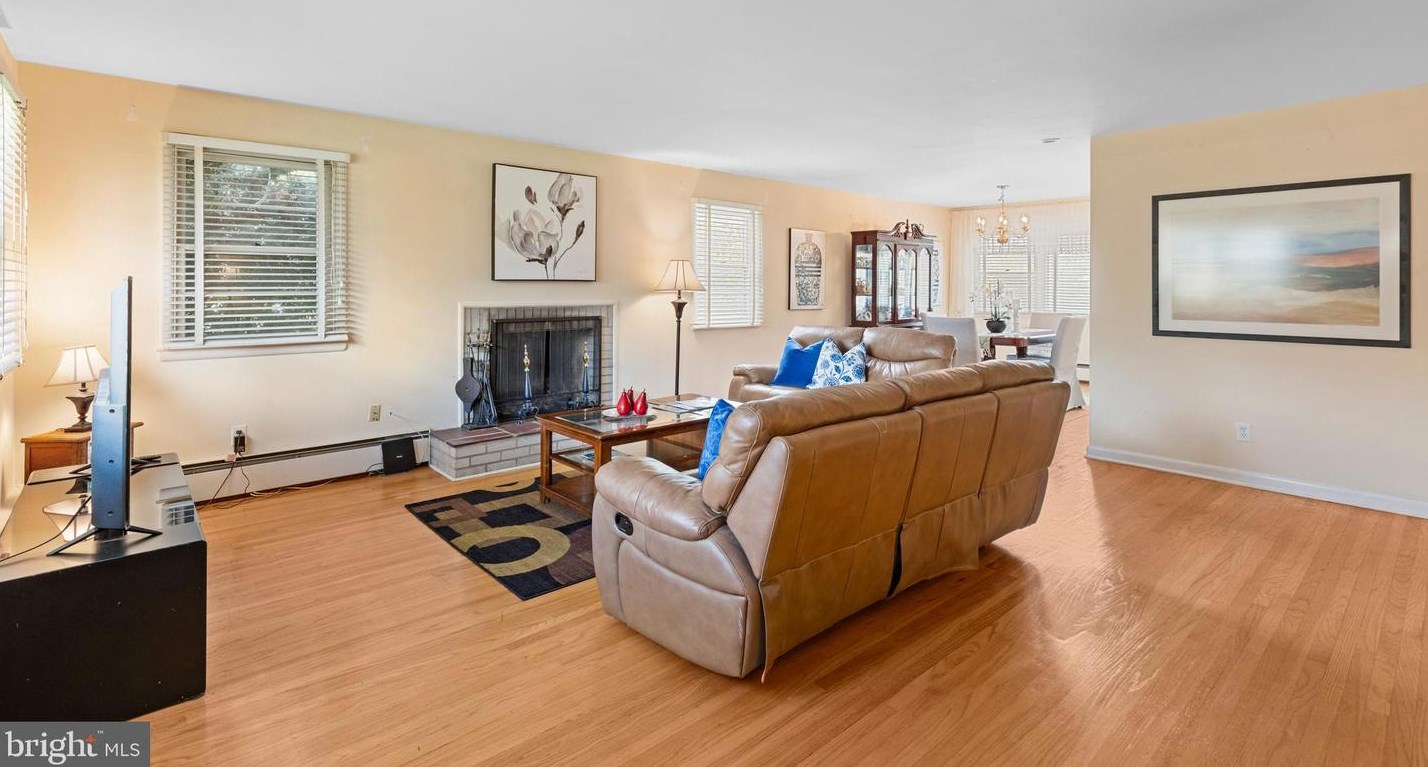 1728 Welsh Rd, North Wales, PA 19454-3611