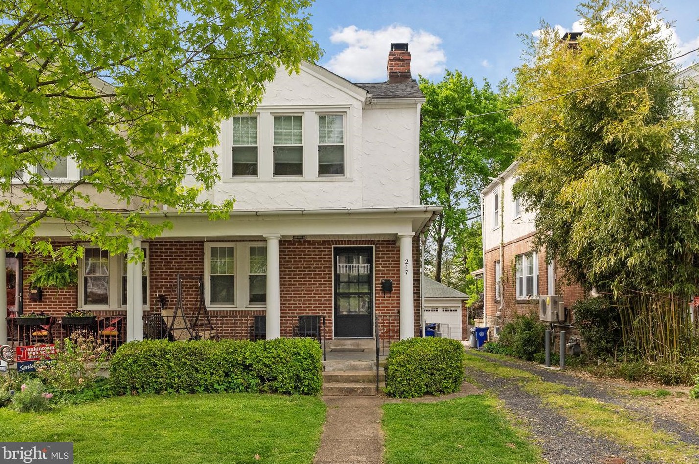 217 Hillside Ave, Meadowbrook, PA 19046-2006