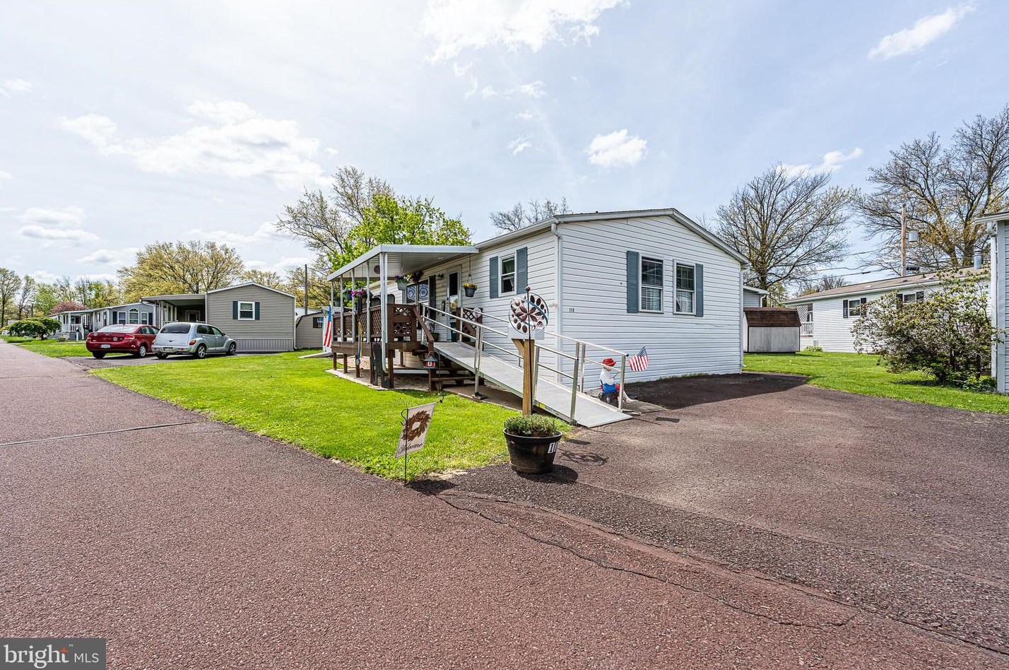 118 Tulip Dr, Hatfield, PA 19440-4029
