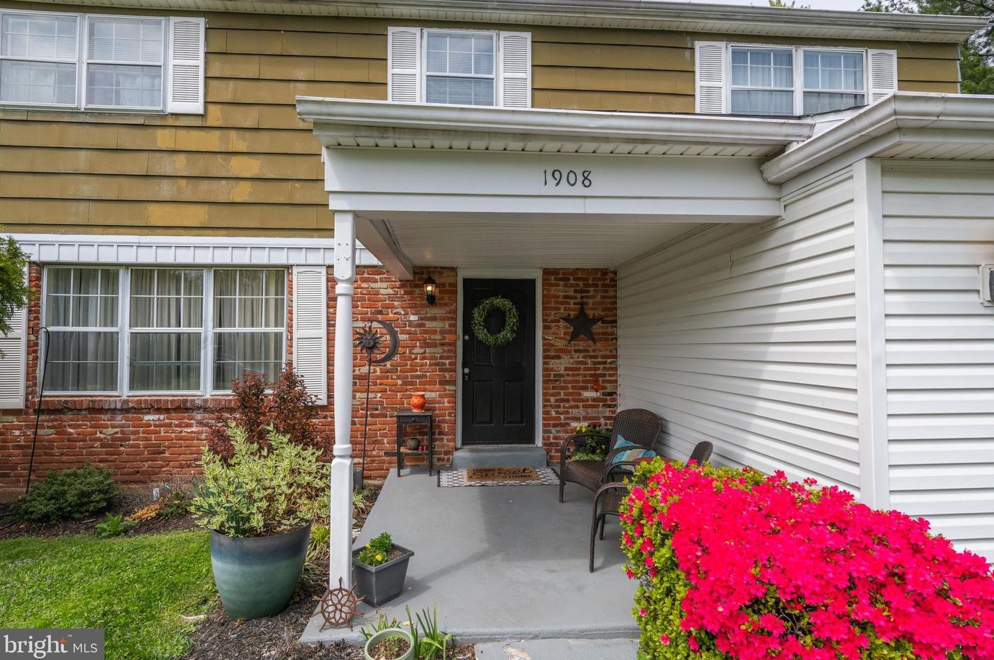 1908 Muhlenberg Dr, Lansdale, PA 19446