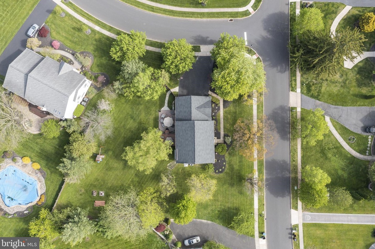 100 Mallard Dr, North Wales PA 19454-1191 exterior