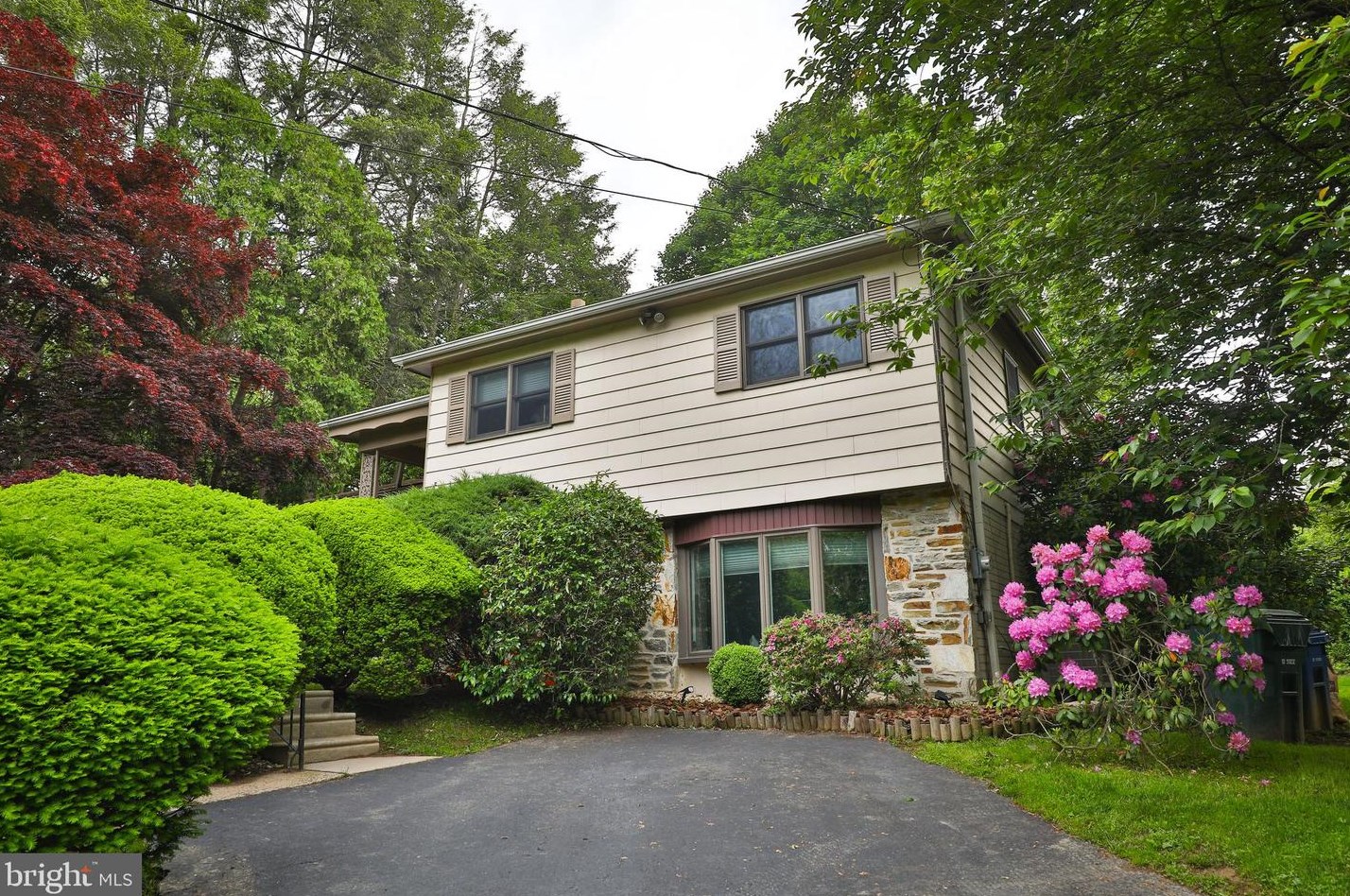 631 Anthony Rd, Melrose Park, PA 19027