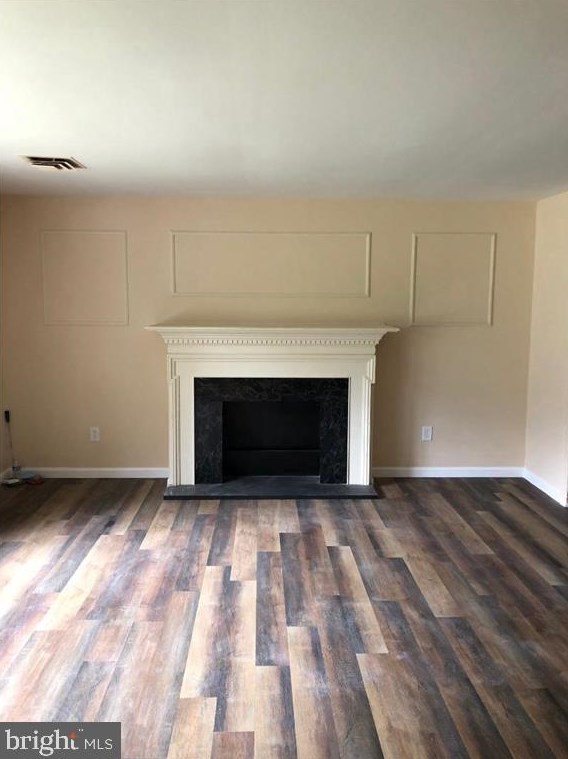 158 County Line Rd, Huntingdon Valley, PA 19006