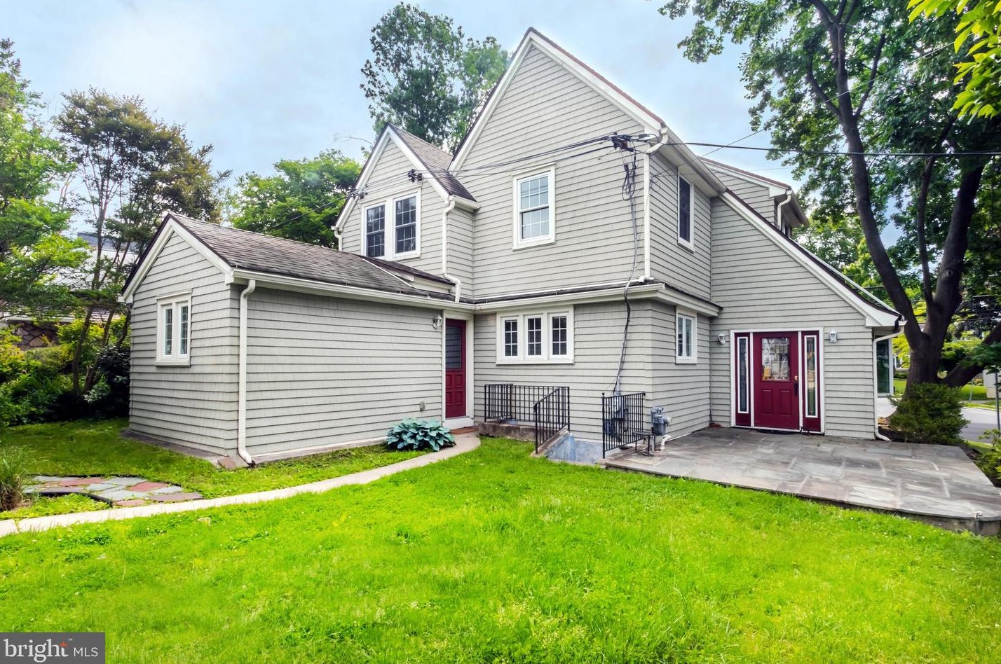 1467 Manoa Rd, Penn Wynne, PA 19096-3113