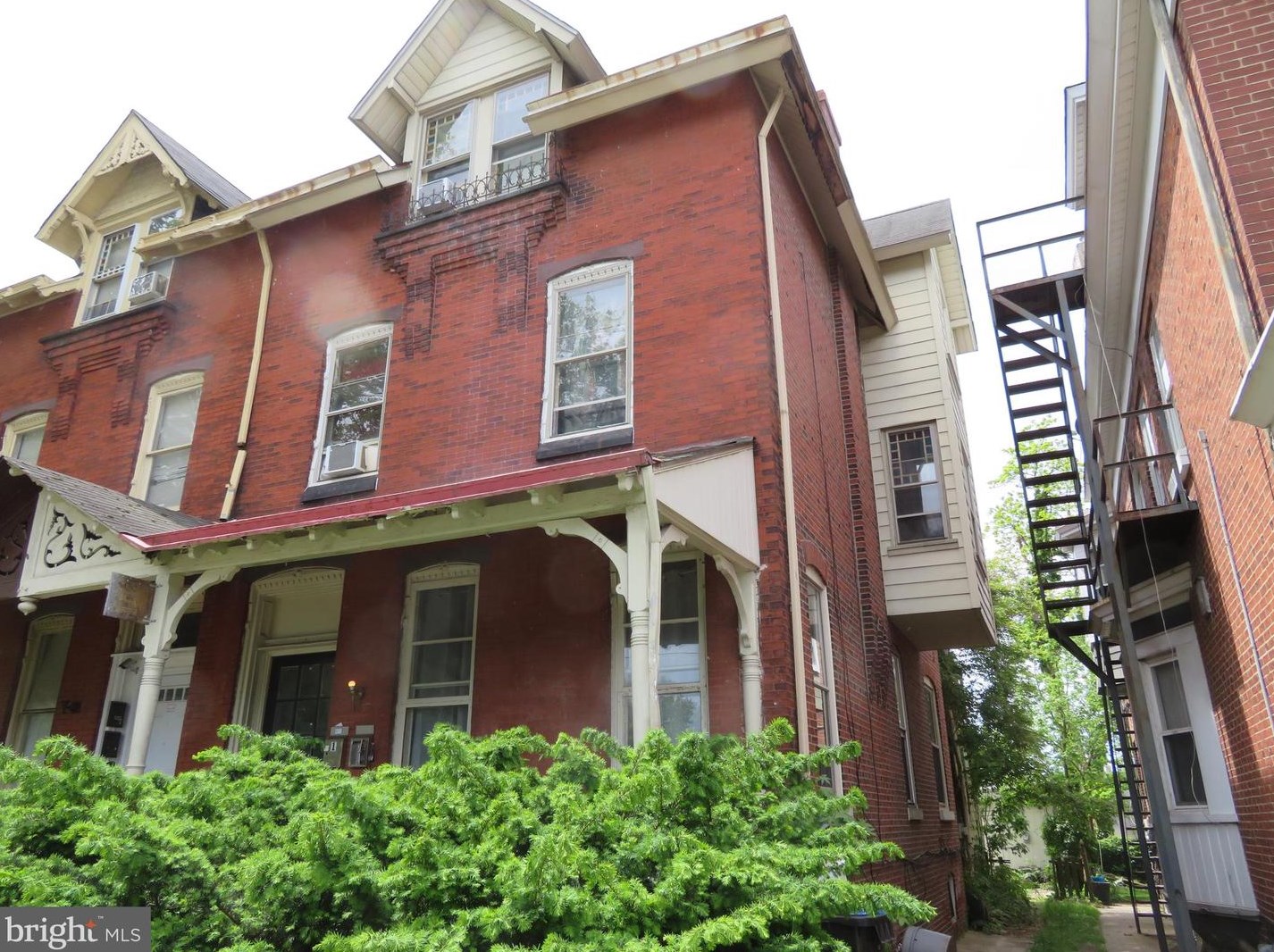 1022 W Main St, Norristown, PA 19401