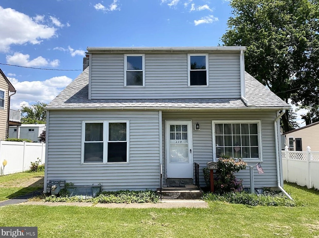 112 Orlemann Ave, Oreland, PA 19075-1616