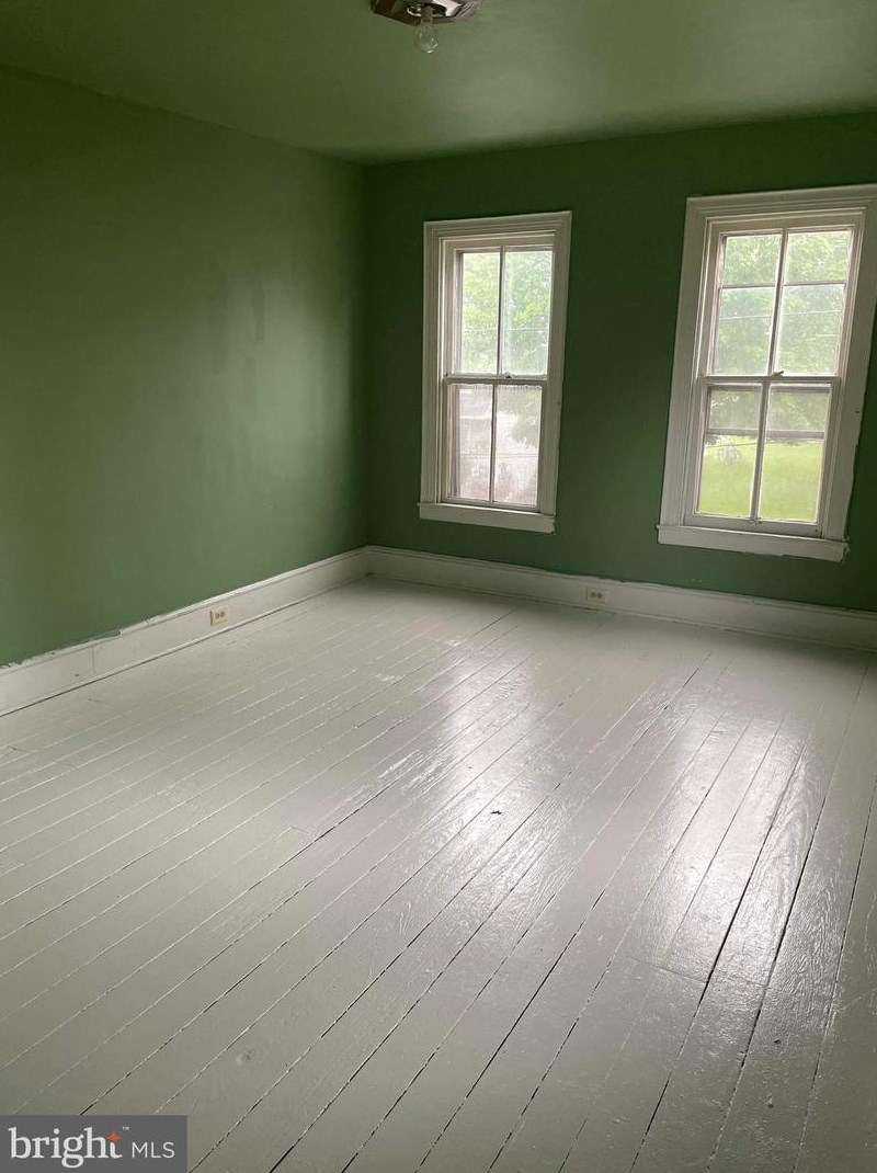 60 W 3rd St, Pottstown, PA 19464