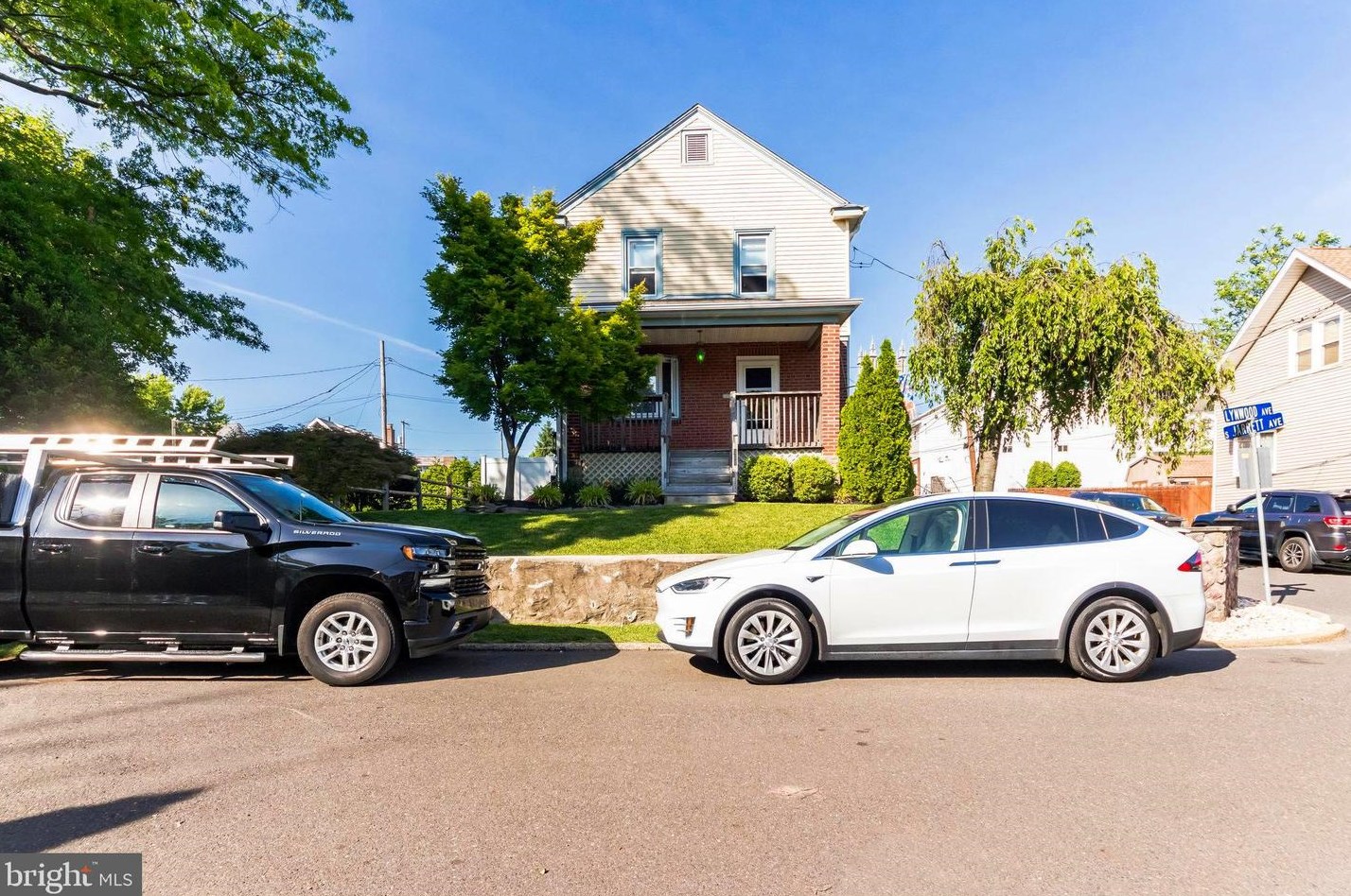 301 Lynwood Ave, Meadowbrook, PA 19046-4412