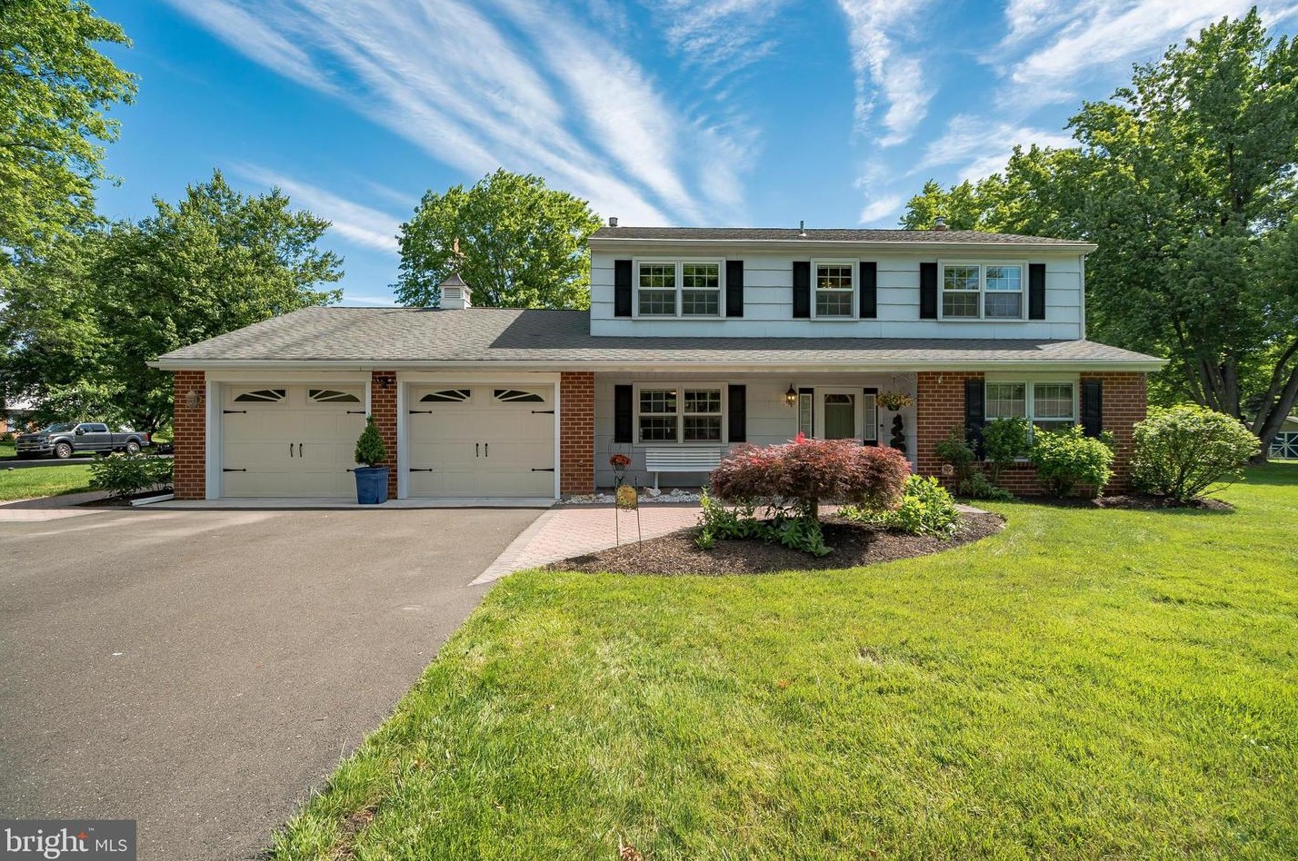 1567 Leon Dr, Hatfield, PA 19440