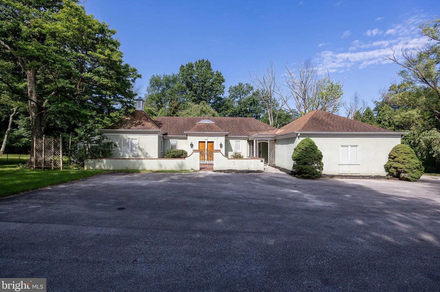 1225 Rock Creek Rd, Gladwyne, PA 19035