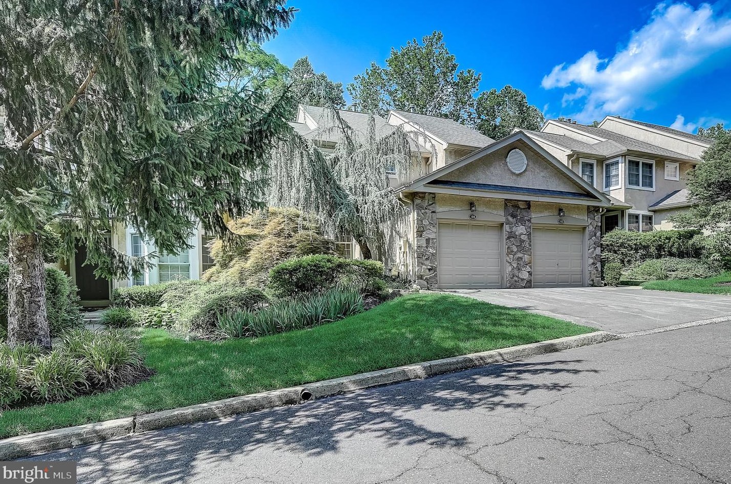 184 Linden Dr #184, Melrose Park, PA 19027