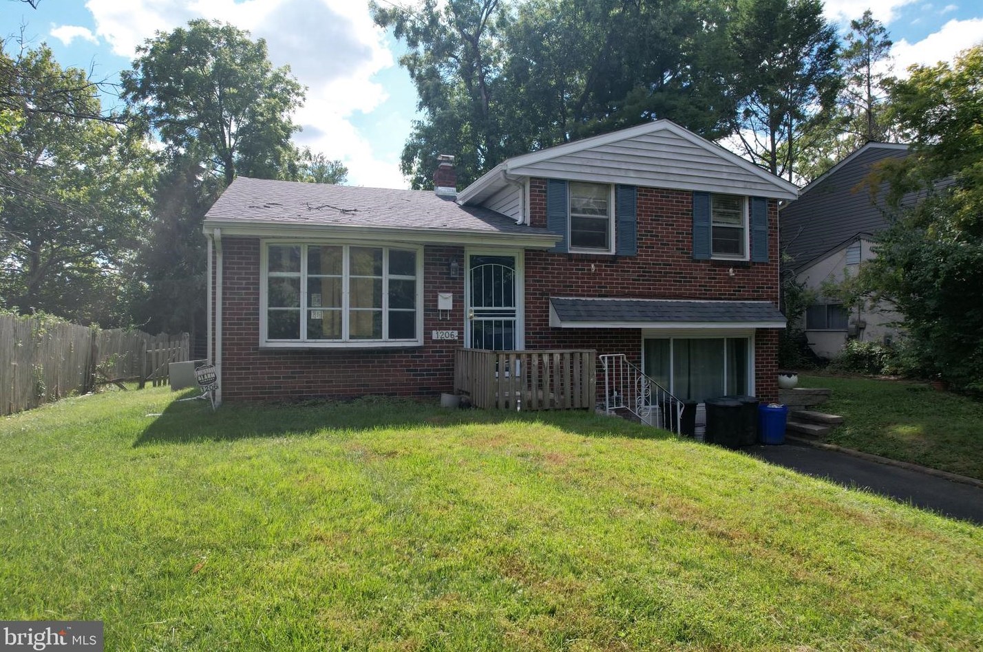 1206 Church Rd, Oreland, PA 19075
