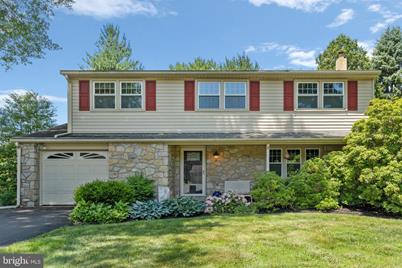 1469 Sandys Lane - Photo 1