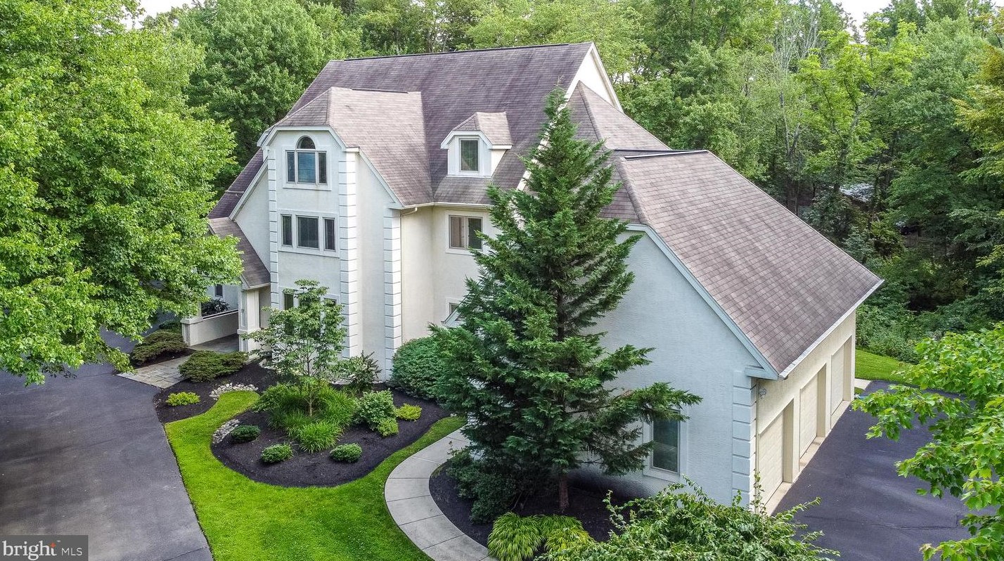 17 Stonington Ct, Dresher, PA 19025