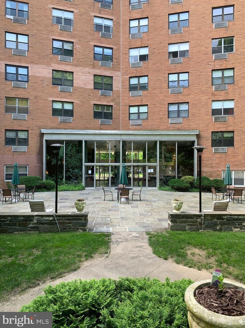 7900 Old York Rd #411-b, Melrose Park, PA 19027