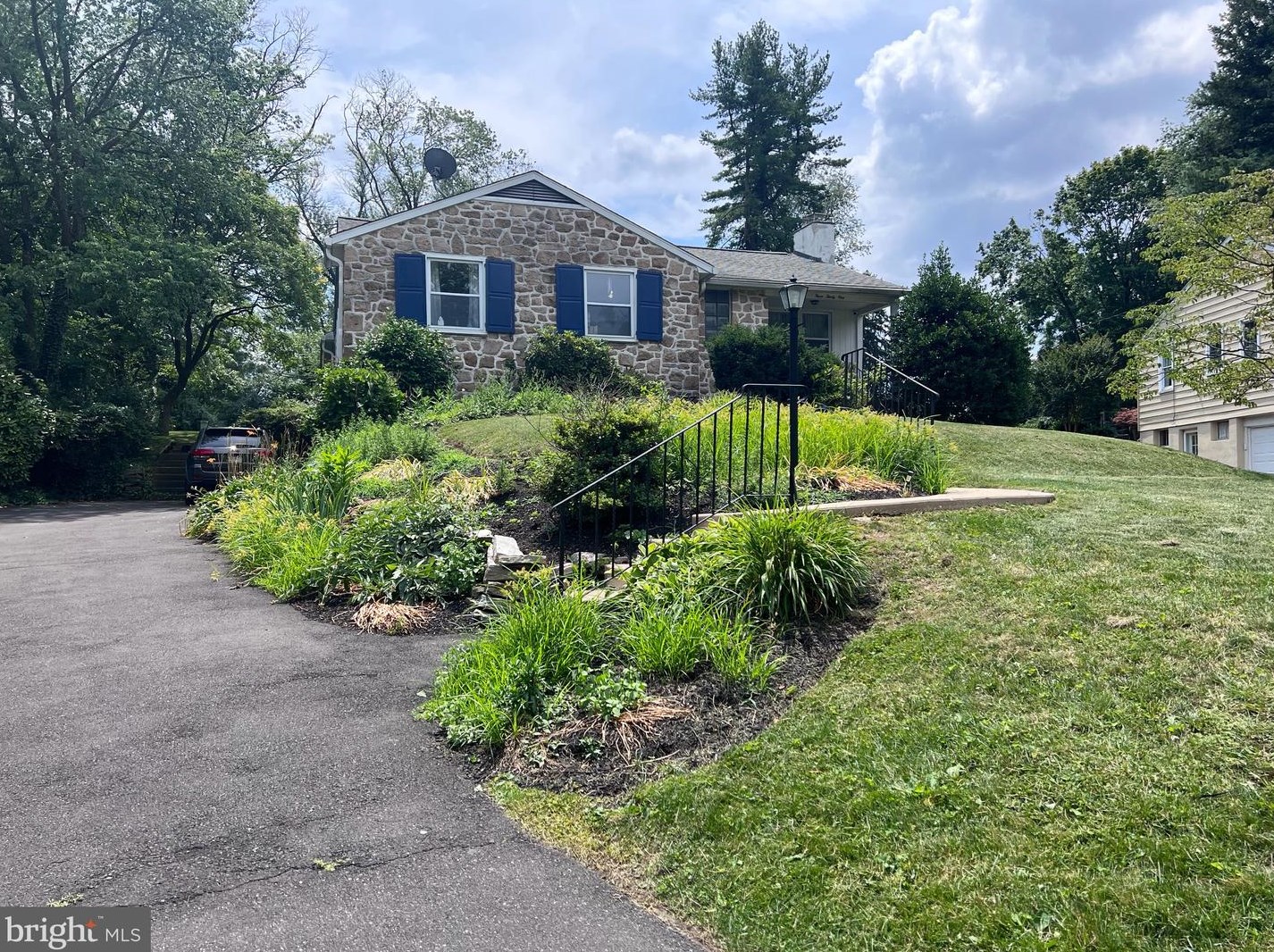 331 Winding Way, Ardsley, PA 19038-2114