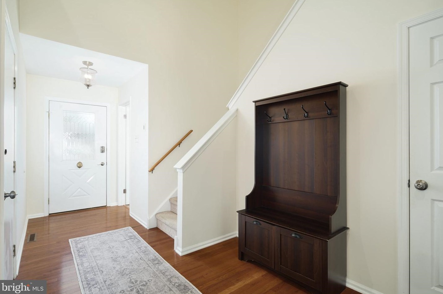 219 Jonathan Dr, North Wales, PA 19454-1454