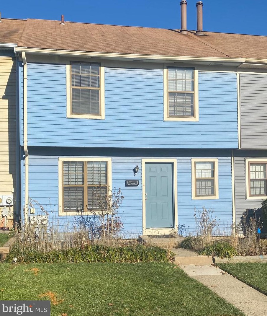 104 Hancock Ct, North Wales, PA 19454-1018