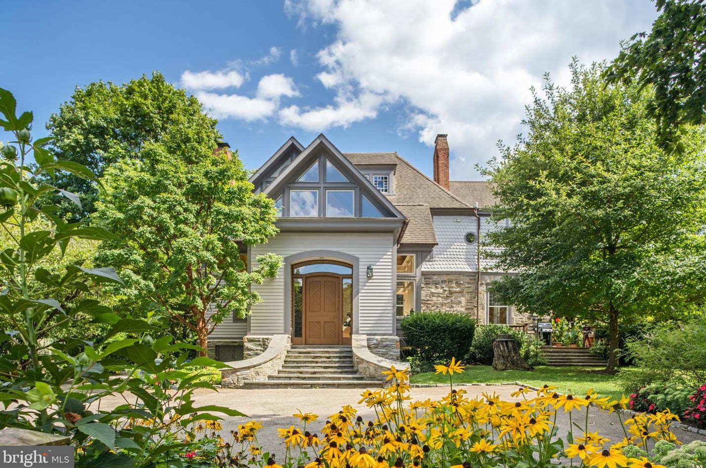 529 Gravers Ln, Ardsley, PA 19038-8410