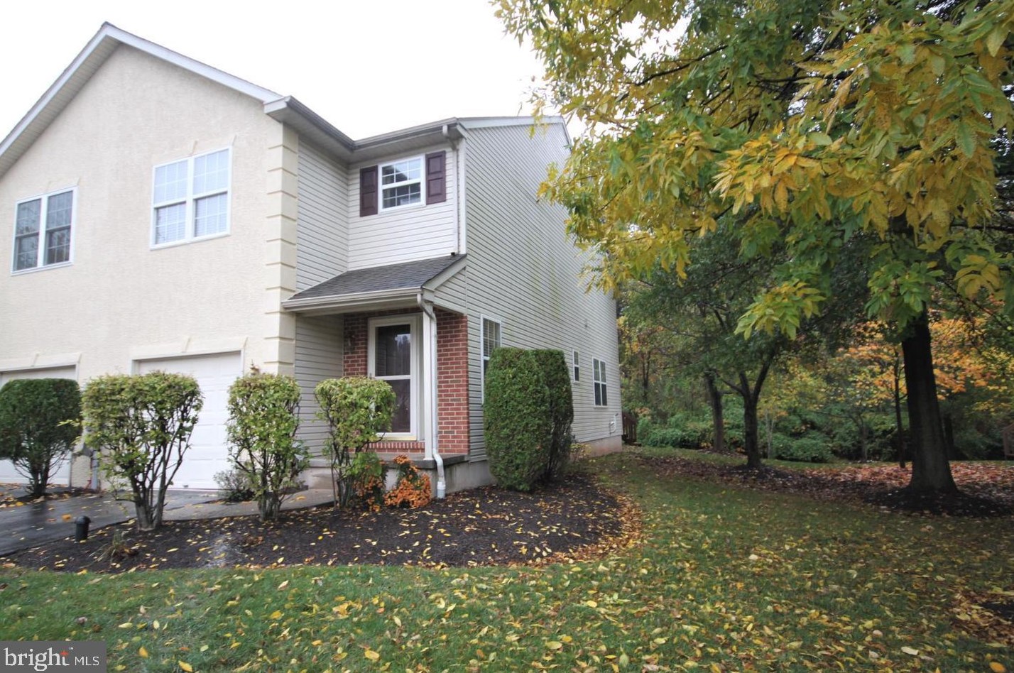 145 Vernon Ct, Lansdale, PA 19446